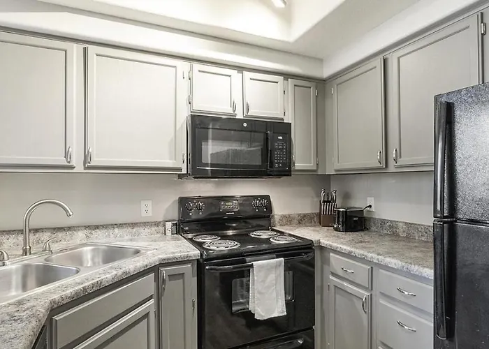 Landing Modern With Amazing Amenities